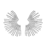 NÁUŠNICE Z KOVU S VLNITÝM OKRAJOM