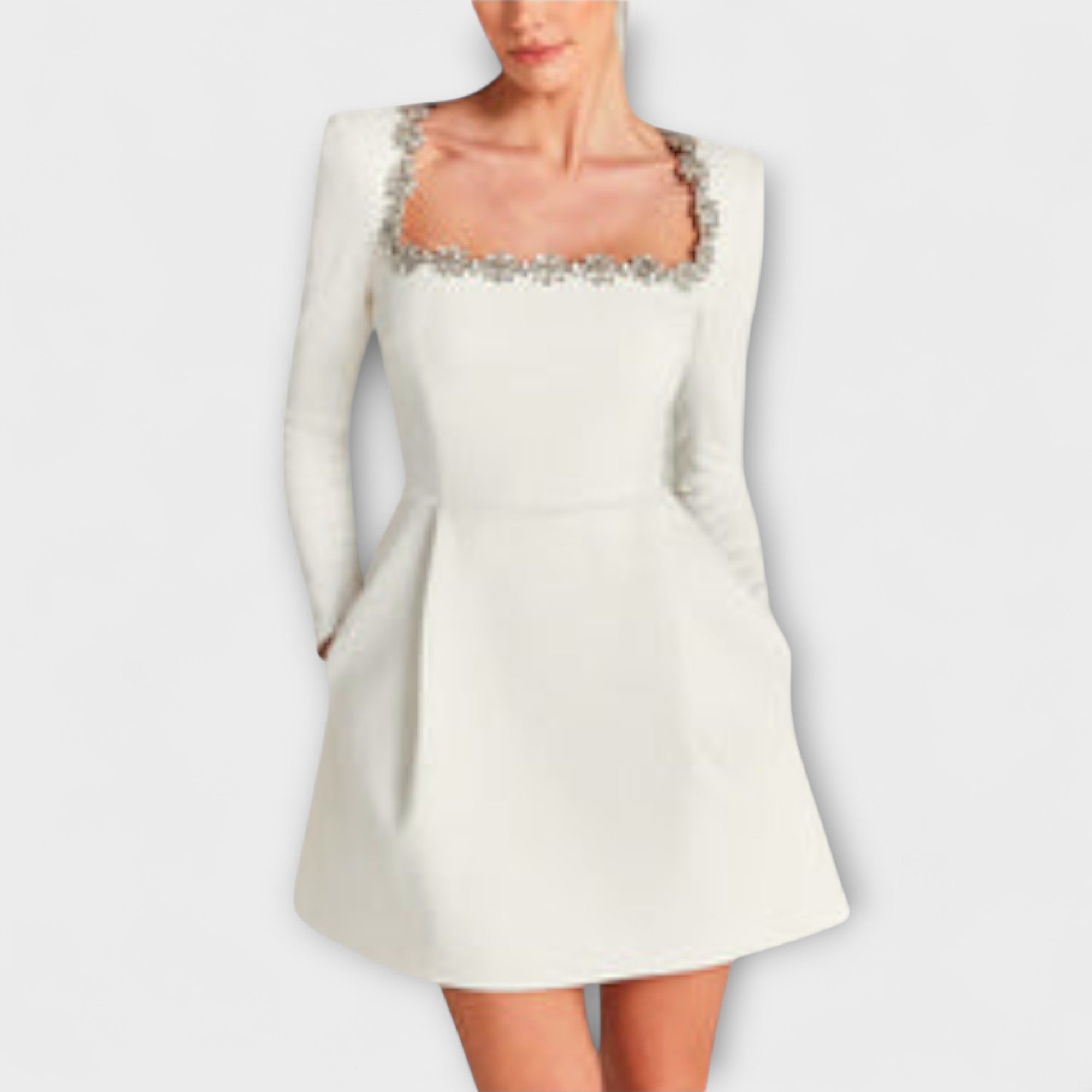 Wren ™ ｜Mini šaty z mäkkého sametu s ozdobou z drahokamov