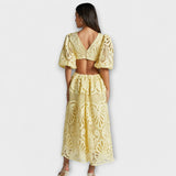 Darja ™ ｜Elegantné šaty s jemnými detailmi