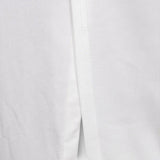 Selah  ™ ｜Biele dlhé šaty s výrezom v páse a kamienkovými akcentmi