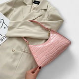 Monika.  ™ ｜Lesklá kožená taška