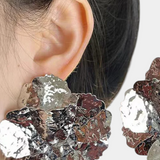 NÁUŠNICE V TVARE LESKLEJ KVETINY