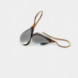 NÁUŠNICE S KRISTÁLOVÝM KVAPKOVÝM ZAVESENÍM V ZLATE A STRIEBRE